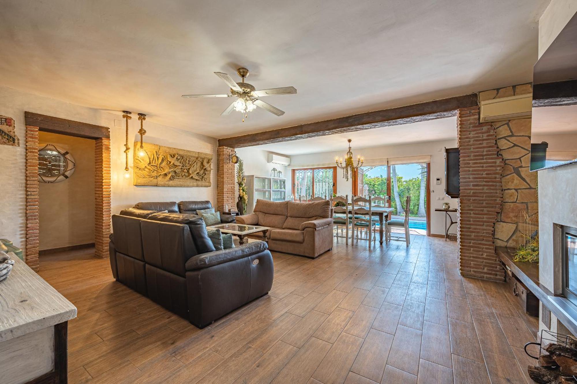 En Marbella, Casa Valle Iruelas Vakantiehuis Marbella